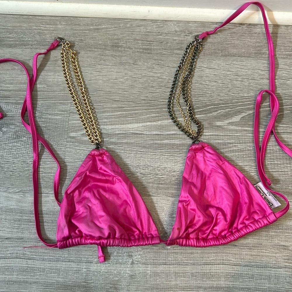 Pink beach bunny top with gold chains size large